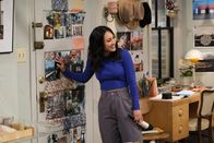 How I Met Your Father – Valentina (Francia Raisa)