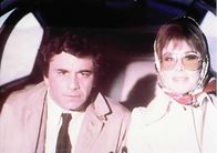Columbo – Lt. Columbo (Peter Falk) und die Frau des entführten Richters, Leslie Williams (Lee Grant).