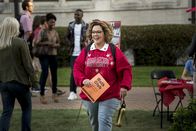 How to Party with Mom – Deanna Miles (Melissa McCarthy)