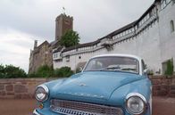 Stadt Land Kunst – Die Wartburg in Thüringen ist eine der symbolträchtigsten Burgen Deutschlands. Hier übersetzte Martin Luther die Bibel.