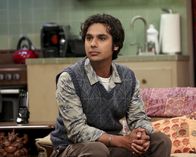 The Big Bang Theory – Raj (Kunal Nayyar) reklamiert einen neuen Himmelskörper für sich, obwohl er gar nicht der Entdecker war ...