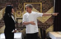 In Teufels Küche mit Gordon Ramsay – Gordon Ramsay (r.)