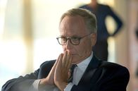 Alice oder Die Bescheidenheit – Paul Théraneau (Fabrice Luchini) ist seit vielen Jahren Bürgermeister von Lyon. Seine Zeit in der Politik hat ihn ausgelaugt und er ist der Meinung, dass er „nicht mehr denken kann“.