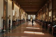 In den Uffizien – Die berühmte Galerie der Uffizien in Florenz. Einem der ältesten und bekanntesten Museen der Welt.