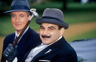 Agatha Christie's Poirot – Zweite von links: Hercule Poirot (David Suchet)
