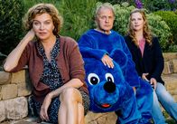 Meine Mutter ... – Heidi (Margarita Broich, li.) mit Tochter Toni (Diana Amft) und Exmann Kurt (Uwe Ochsenknecht).