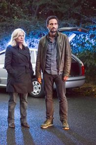 Tatort (NDR) – Die Bremer Hauptkommissare Inga Lüsen (Sabine Postel) und Stedefreund (Oliver Mommsen) haben es mit einem Serienmörder zu tun.