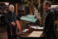 Last Man Standing – Ed Alzate (Hector Elizondo, l.); Mike Baxter (Tim Allen, r.)