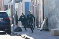 FBI: Special Crime Unit – L-R: Missy Peregrym als Special Agent Maggie Bell und Katherine Renee Kane als Special Agent Tiffany Wallace