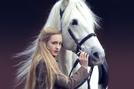 Die Legende der weißen Pferde – Lucy Morton