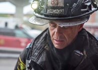 Chicago Fire – Chicago Fire Superheld - Superhero Staffel 4, Episode 23 Erschöpft vom Einsatz : David Eigenmann als Christopher Herrmann