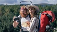 Cocaine Bear – l-r: Olaf (Kristofer Hivju), Elsa (Hannah Hoekstra)