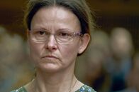 Die Verdächtige – Die Krankenschwester Hana (Klara Meliskova) wurde angeklagt. Endlich wird ihr Urteil verlesen.