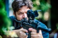 Die Agentin – Die Informationen von Rachel bilden die Grundlage für die Einsätze von Stefan (Ohad Knoller), mit dem die Agentin immer wieder Aktionen durchführt.