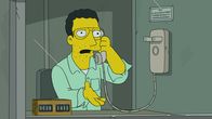 Die Simpsons – "Die Simpsons", "San Castellaneta." Während eines Straßenfestes zu Ehren der italienischen Kultur ereignen sich mehrere Diebstähle. Homer soll mithelfen, die Übeltäter zu schnappen. Sein Hintern ist der größte in der Stadt und bietet somit den idealen Köder für Taschendiebe, die es auf Geldbörsen in Gesäßtaschen abgesehen haben. Kurzerhand wird Homers Brieftasche mit einem Peilsender versehen. Das ausgeklügelte Manöver läuft jedoch rasch aus dem Ruder.