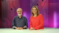 Planet Wissen – Moderatorin Andrea Grießmann mit Studiogast Uwe Westphal, promovierter Biologe, freiberuflicher Journalist und Leiter der Fachgruppe Ornithologie im Naturschutzbund Deutschland.