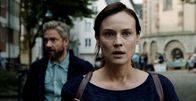 Die Agentin – Die Mossad-Agentin Rachel (Diane Kruger) lässt sich von ihrem besorgten Fürsprecher und Verbindungsmann Thomas Hirsch (Martin Freeman) nicht überreden, mit dem Geheimdienst zu kooperieren, und geht ihren eigenen Weg.