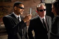 Men in Black 3 – Agent J (Will Smith, l.), Agent K (Tommy Lee Jones, m.)