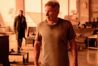 Blade Runner 2049 – (L-R): Officer K (Ryan Gosling), Rick Deckard (Harrison Ford)