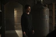 American Horror Story – Im Keller des Hauses macht Ben (Dylan McDermott) eine Entdeckung, die ihn an seinem Verstand zweifeln lässt ...