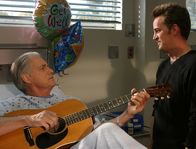 Scrubs - Die Anfänger – Matthew Perry (Murray Marks, re.).