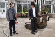 Man Seeking Woman – Josh Greenberg (Jay Baruchel, l.); Mike (Eric Andre, r.)