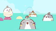Molang – Molang und Piu Piu treffen auf Meerjungfrauen. Molang ist vom Gesang der Meerjungfrauen ganz hin und weg und begibt sich dabei in Gefahr.