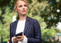 Instinct - Auf Mörderjagd – Kann Lizzie (Bojana Novakovic) den Mord an zwei Schauspielern aufklären?; Kann Lizzie (Bojana Novakovic) den Mord an zwei Schauspielern aufklären?