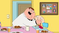 Family Guy – Peter Griffin (l.); Stewie Griffin (r.)