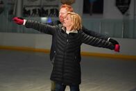 Modern Family – L-R: Mitchell Pritchett (Jesse Tyler Ferguson), Claire Dunphy (Julie Bowen)