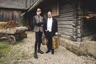 Forsthaus Rampensau – Roland Ludomirska(l.) & Dominic