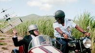 Death in Paradise – DI Richard Poole (Ben Miller, l.) und Dwayne Myers (Danny John-Jules, r.).