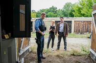 Lauchhammer - Tod in der Lausitz – Jannick "Junior" Wolf (Jacob Matschenz), Annalena Gottknecht (Odine Johne) und Maik Briegand (Mišel Matičević) (v.l.).
