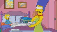 Die Simpsons – Maggie (l.); Marge (r.)
