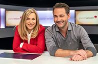 Planet Wissen – Moderatoren Birgit Klaus und Dennis Wilms.