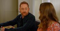 The Orville - New Horizons – Lieutenant Gordon Malloy (Scott Grimes, l.); Laura Huggins (Leighton Meester, r.)