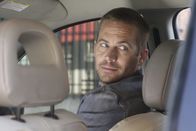 Vehicle 19 – Als Michael (Paul Walker) am Flughafen von Johannesburg seinen Mietwagen in Empfang nimmt, stellt er fest: Er ist nicht alleine im Auto.