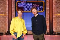 Wer weiß denn sowas? – moderator Louis Klamroth (r.).