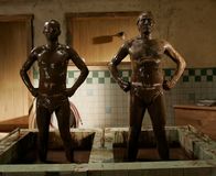Malcolm mittendrin – Erleben nette Stunden miteinander: Francis (Christopher Masterson, l.) und Hal (Bryan Cranston, r.) ...