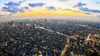 World's most Extreme – Tsunamis, Erdbeben, Vulkanausbrüche, Nuklearunfälle, ein Raketenangriff aus Nordkorea – die Liste der Gefahren, die Japans Hauptstadt drohen, ist lang. Im Risikoindex von Lloyd’s of London belegt Tokio den ersten Platz.