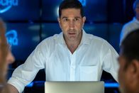 Intelligence – Jerry Bernstein (David Schwimmer)