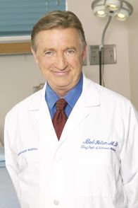 Scrubs - Die Anfänger – Dr. Bob Kelso (Ken Jenkins).
