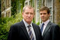Inspector Barnaby – DCI Tom Barnaby (John Nettles, l.) und DS Ben Jones (Jason Hughes, r.).