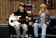 Wayne's World – Aus dem Keller übertragen Wayne (Mike Myers, l.) und Garth (Dana Carvey, r.) ihre anarchische Show ...