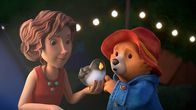 Paddingtons Abenteuer – Mrs. Brown (l.), Paddington (r.)