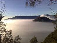 Die Entstehung der Erde – Trügerische Idylle im Bromo-Tengger-Semeru National Park.