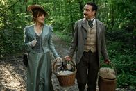 Intrige – Intrige Auf Beobachtungsposten: Emanuelle Seigner als Pauline Monnier, als Jean Dujardin als Picquart