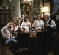 Diese Drombuschs – 18. Große Feier in der Alten Mühle. Yvonnche hat die Führerscheinprüfung bestanden. V.li.n.re.: Mick Werup, Marion Kracht, Grete Wurm, Anja Jaenicke, Witta Pohl, Günter Strack).