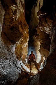 Das Riesending - 20.000 Meter unter der Erde – Johann Westhauser in den Gängen der Riesending-Höhle, der größten bekannten Schachthöhle Deutschlands