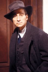 Oppenheimer – Robert Oppenheimer (Sam Waterston)